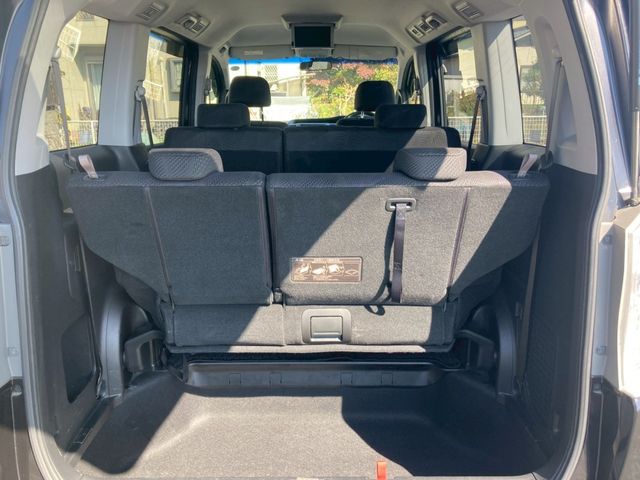 HONDA STEPWAGON SPADA 2012