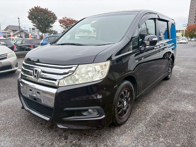 HONDA STEPWAGON SPADA 2011