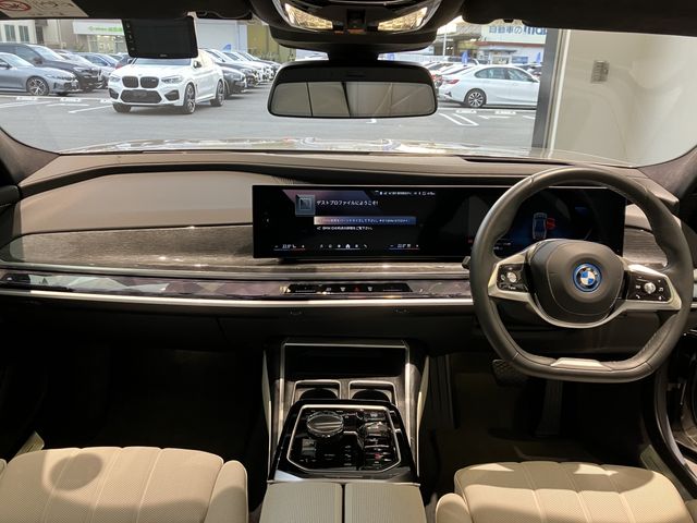 BMW BMW i7 2023