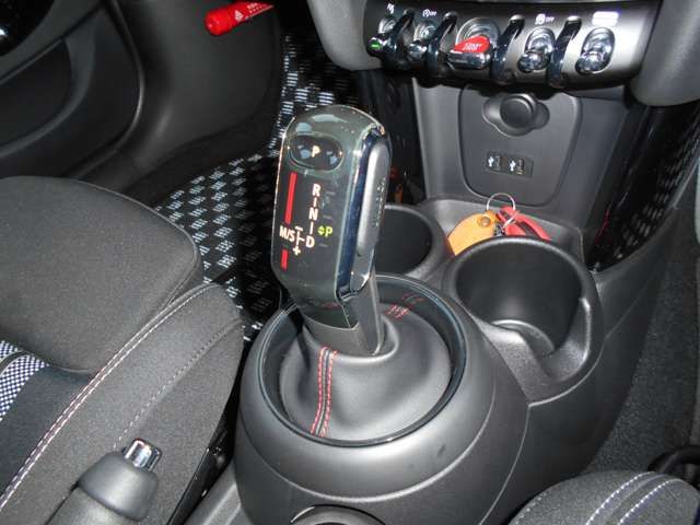 BMW MINI COOPER S 5DOOR 2018