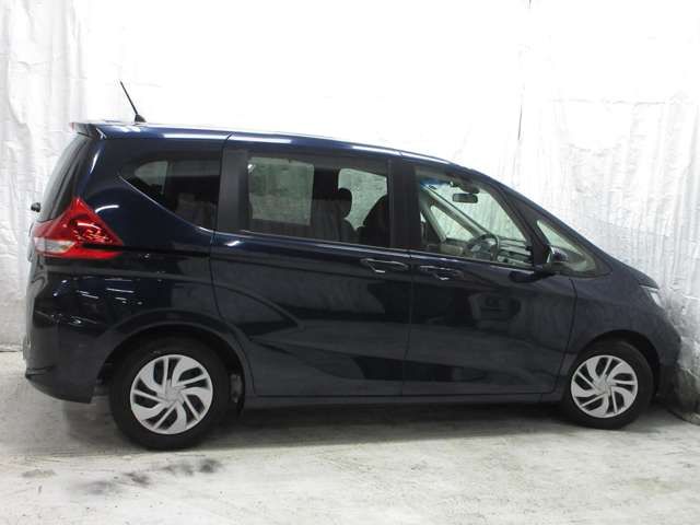 HONDA FREED 2022