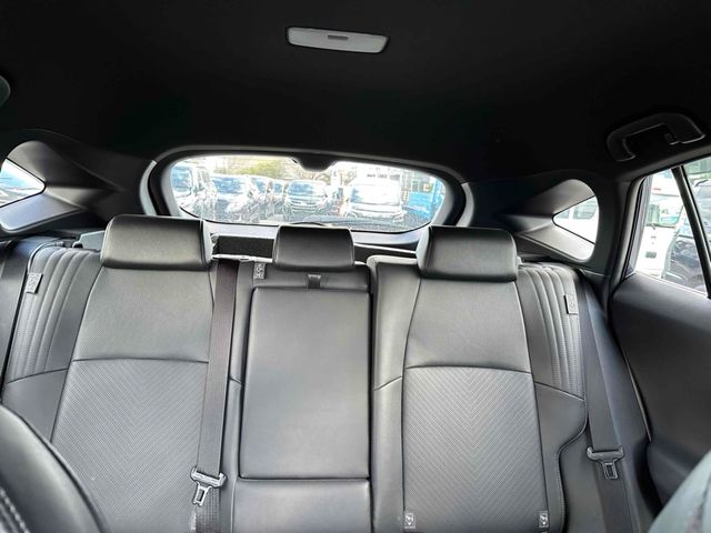 TOYOTA HARRIER HYBRID 2022