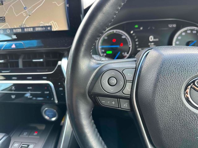 TOYOTA HARRIER HYBRID 2022