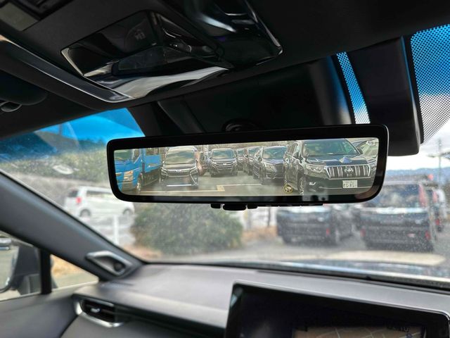 TOYOTA HARRIER HYBRID 2022