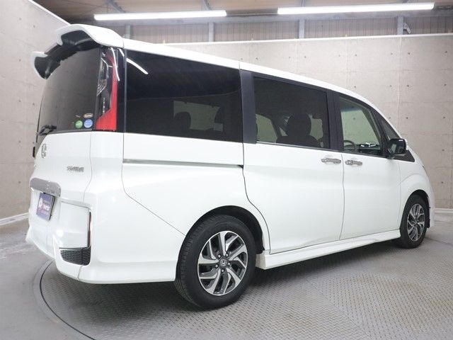 HONDA STEPWAGON SPADA 2016