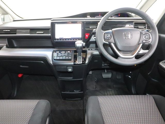 HONDA STEPWAGON SPADA 2016