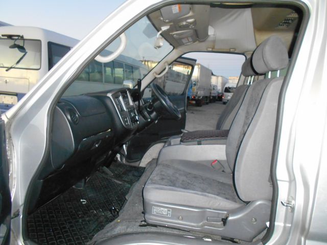 NISSAN CARAVANvan 1.25t 2WD 2012