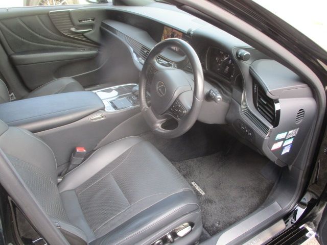 TOYOTA LEXUS LS500 2018