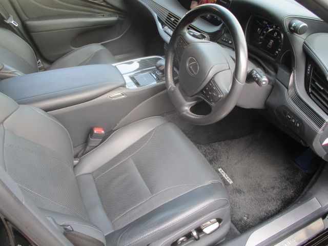 TOYOTA LEXUS LS500 2018