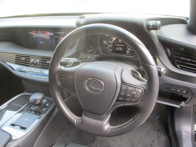 TOYOTA LEXUS LS500 2018