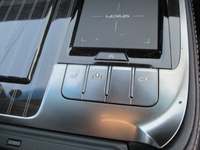 TOYOTA LEXUS LS500 2018