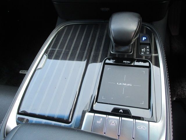 TOYOTA LEXUS LS500 2018