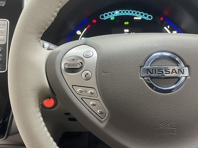 NISSAN LEAF 2014