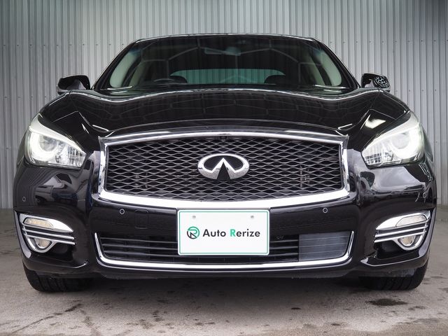 NISSAN FUGA HYBRID 2016