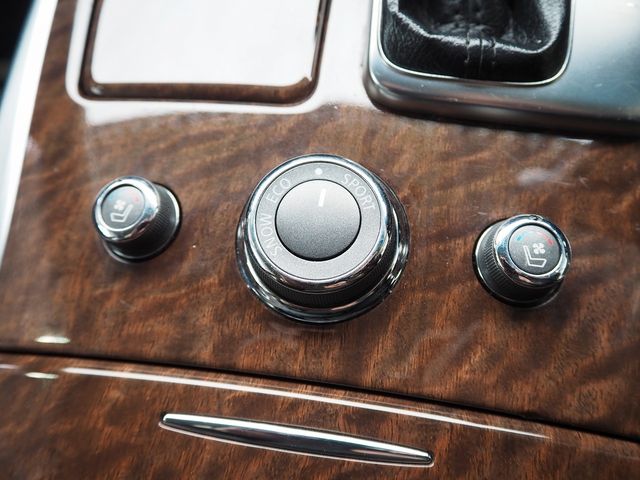 NISSAN FUGA HYBRID 2016