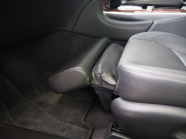 NISSAN FUGA HYBRID 2016