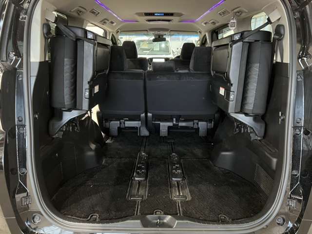 TOYOTA VELLFIRE 2019