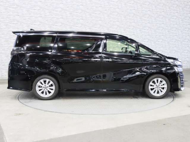 TOYOTA VELLFIRE 2019