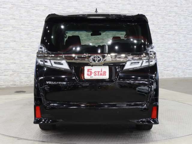 TOYOTA VELLFIRE 2019