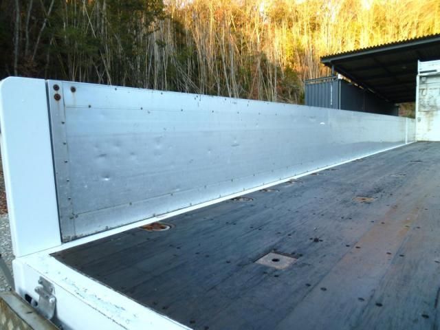 NISSAN DIESEL Quon 2019