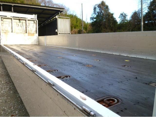 NISSAN DIESEL Quon 2019