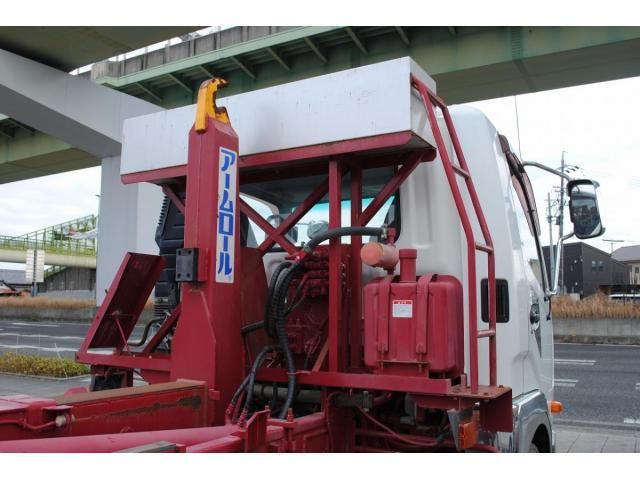 MITSUBISHI FUSOU FIGHTER 2016