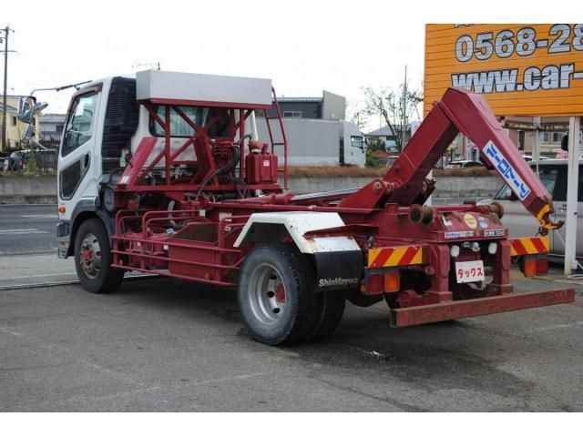 MITSUBISHI FUSOU FIGHTER 2016