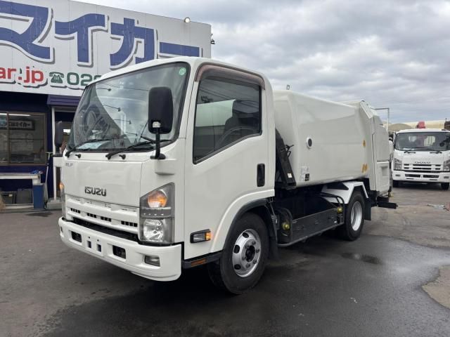 ISUZU ELF 2013