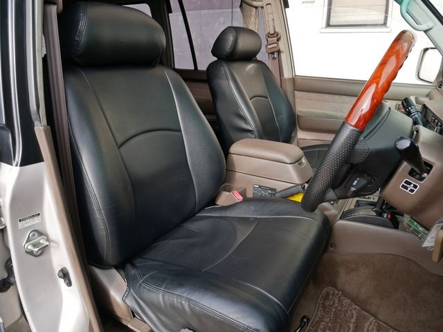 TOYOTA LANDCRUISER van 1995