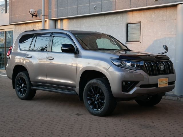 TOYOTA LANDCRUISER PRADO 2021