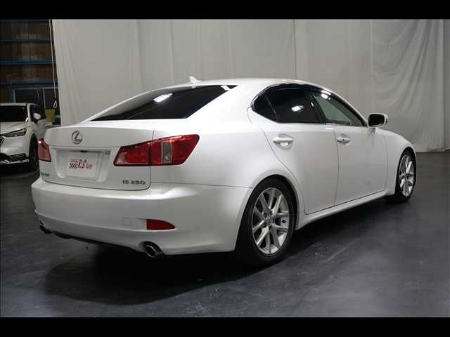 TOYOTA LEXUS IS250 2011