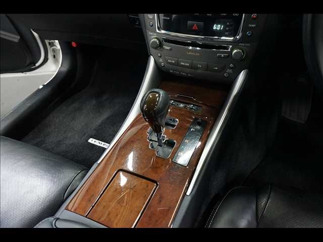 TOYOTA LEXUS IS250 2011