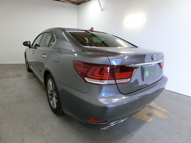 TOYOTA LEXUS LS600h 2012