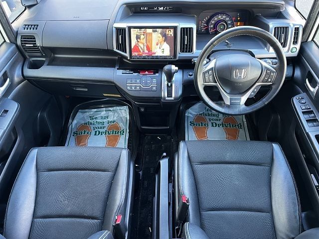 HONDA STEPWAGON SPADA 2013