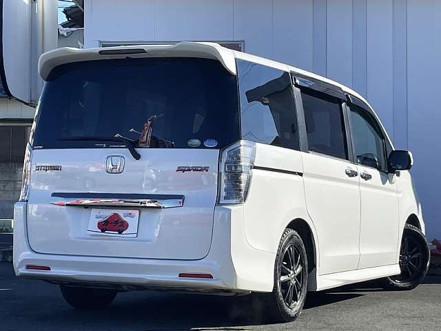 HONDA STEPWAGON SPADA 2013