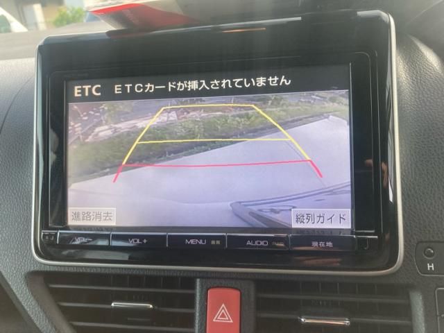 TOYOTA VOXY HYBRID 2014