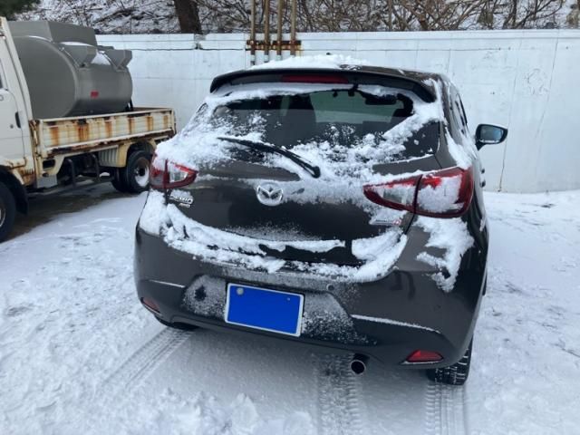 MAZDA DEMIO 4WD 2017