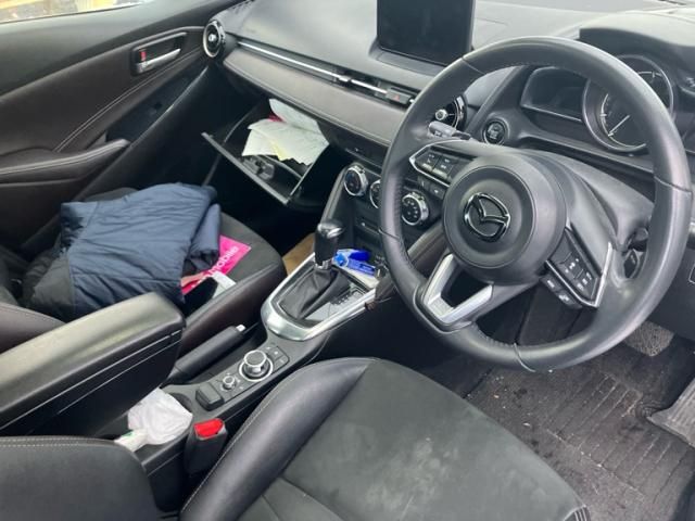 MAZDA DEMIO 4WD 2017