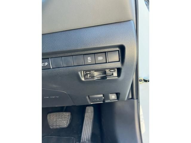 TOYOTA HARRIER HYBRID 2024