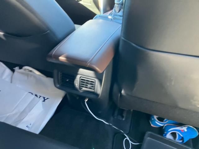 TOYOTA HARRIER HYBRID 2024