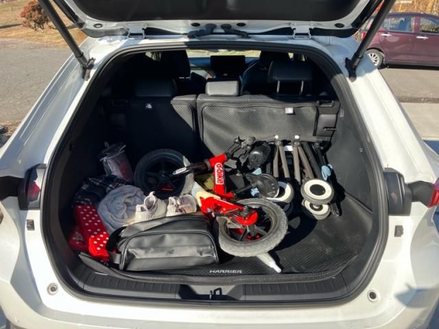 TOYOTA HARRIER HYBRID 2024