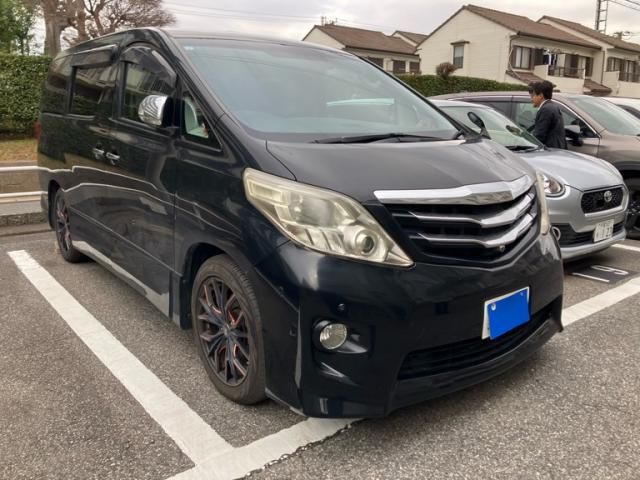 TOYOTA ALPHARD 2011