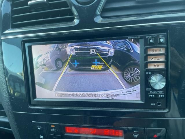 NISSAN SERENA  S-HYBRID 2013