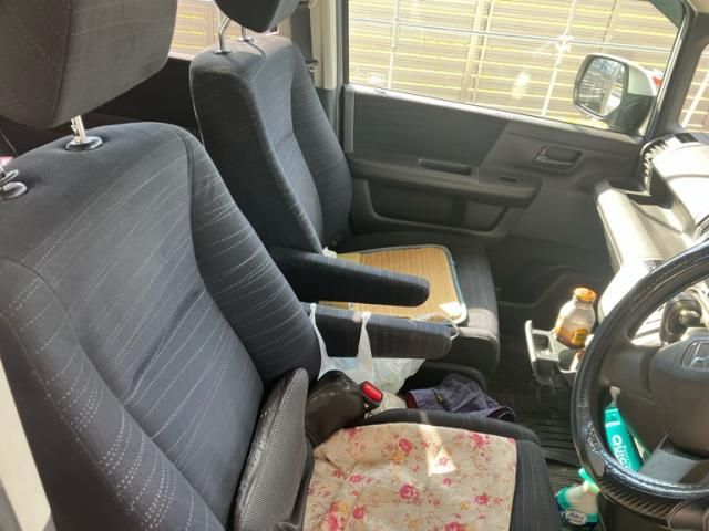 HONDA STEPWAGON 2010