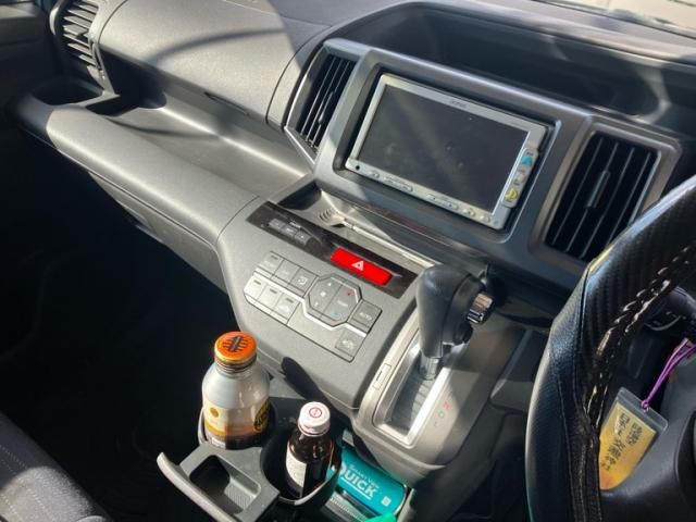 HONDA STEPWAGON 2010