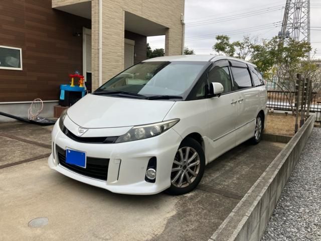 TOYOTA ESTIMA 2013