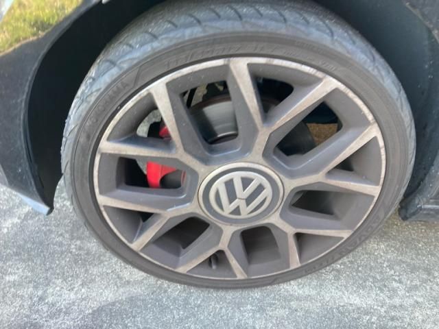 VOLKSWAGEN VOLKSWAGEN up! 2018