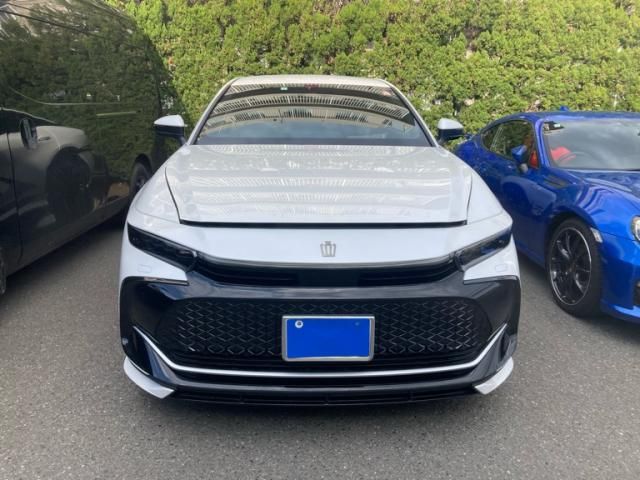 TOYOTA CROWN CROSSOVER 2023