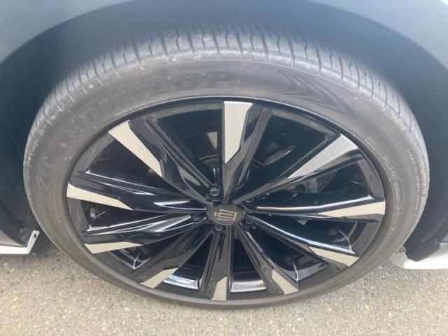 TOYOTA CROWN CROSSOVER 2023