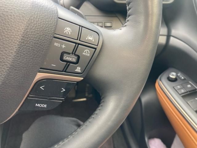 TOYOTA CROWN CROSSOVER 2023